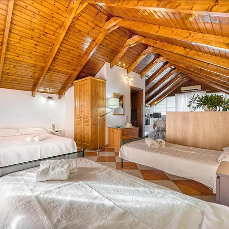 شقة Rosa Seaview Loft *