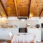 Διαμέρισμα Rosa Seaview Loft