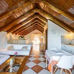 Rosa Seaview Loft Apartamento